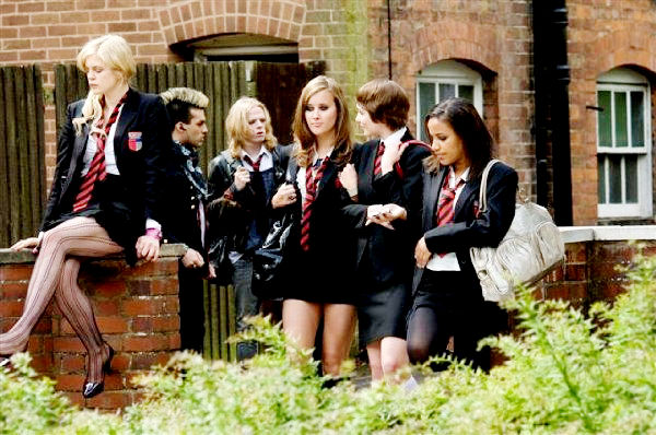 Georgia King, James Floyd, Hugh Mitchell, April Pearson, Tuppence Middleton and Larissa Wilson in Paramount Vantage's Tormented (2009)