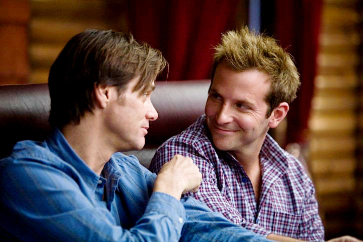 Jim Carrey stars as Carl Allen and Bradley Cooper stars as Peter in Warner Bros. Pictures' Yes Man (2008). Photo credit by Melissa Moseley.