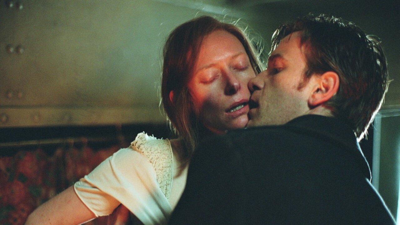 Young Adam (2004)