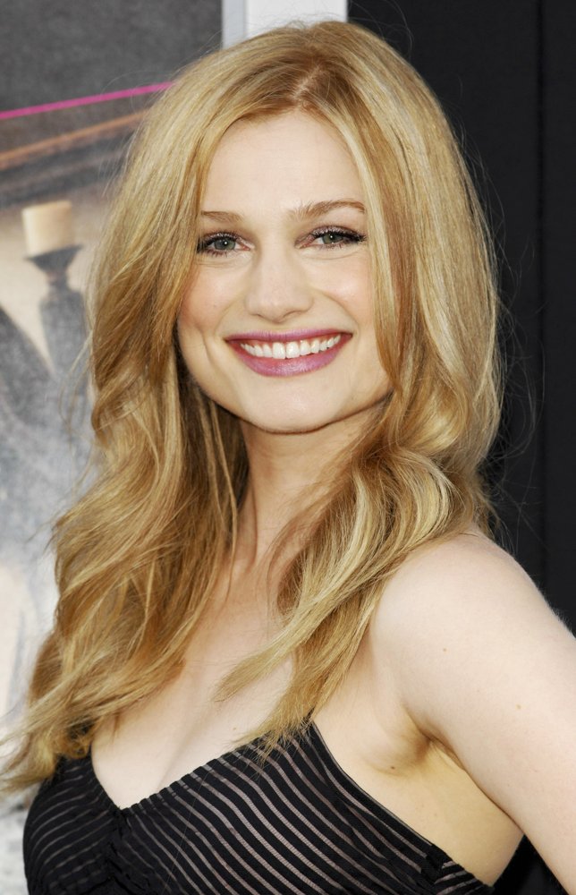 The Los Angeles Premiere of What to Expect When You're Expecting - Arrivals