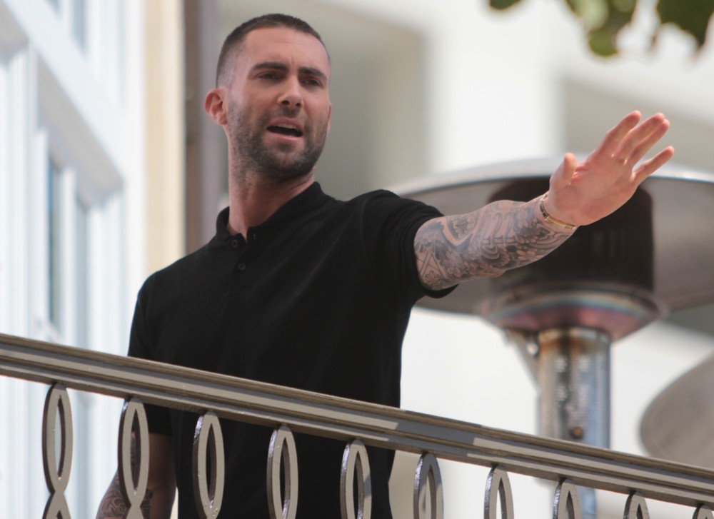 Adam Levine to Appear on The Entertainment News Programme Extra