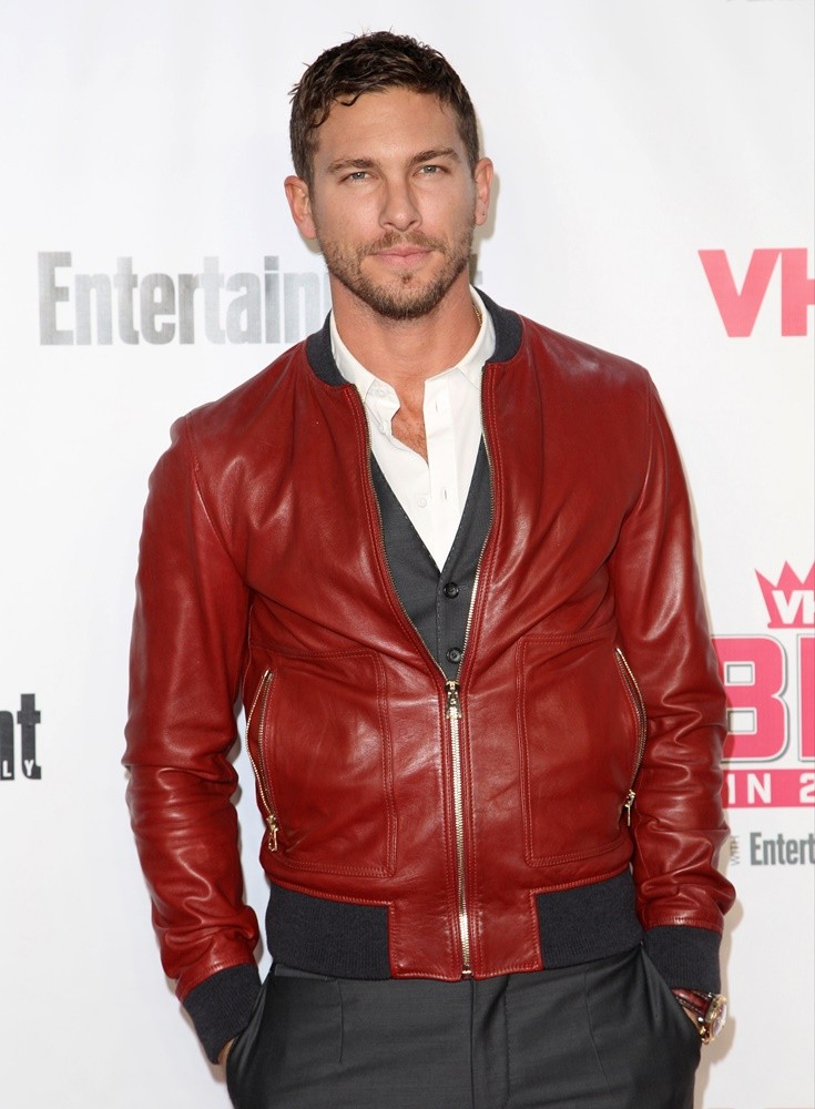 VH1 Big in 2015 with Entertainment Weekly Awards - Arrivals