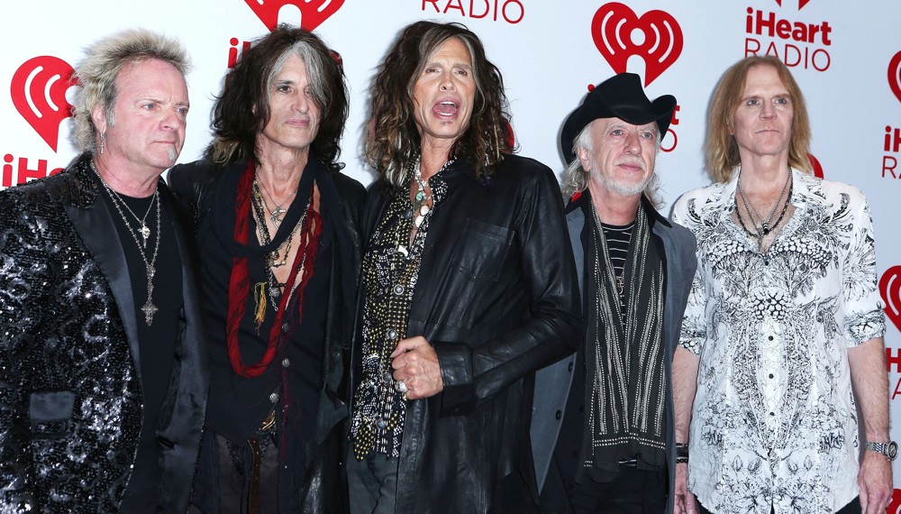 2012 iHeartRadio Music Festival - Day 2 - Arrivals