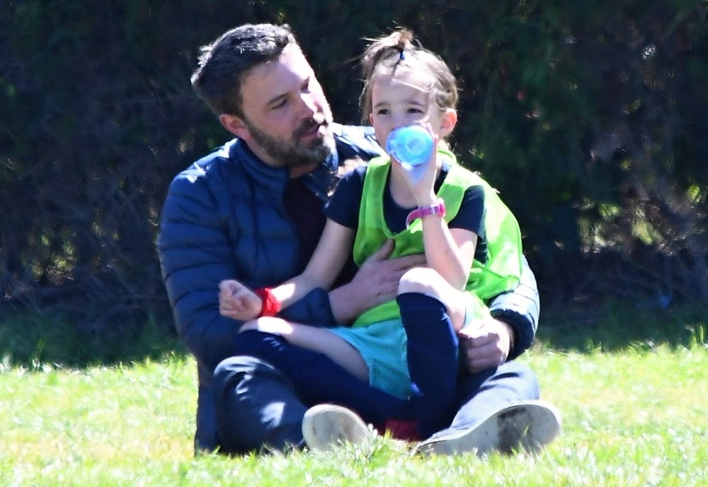 Ben Affleck Goes to Soccer Practice with His Daughter