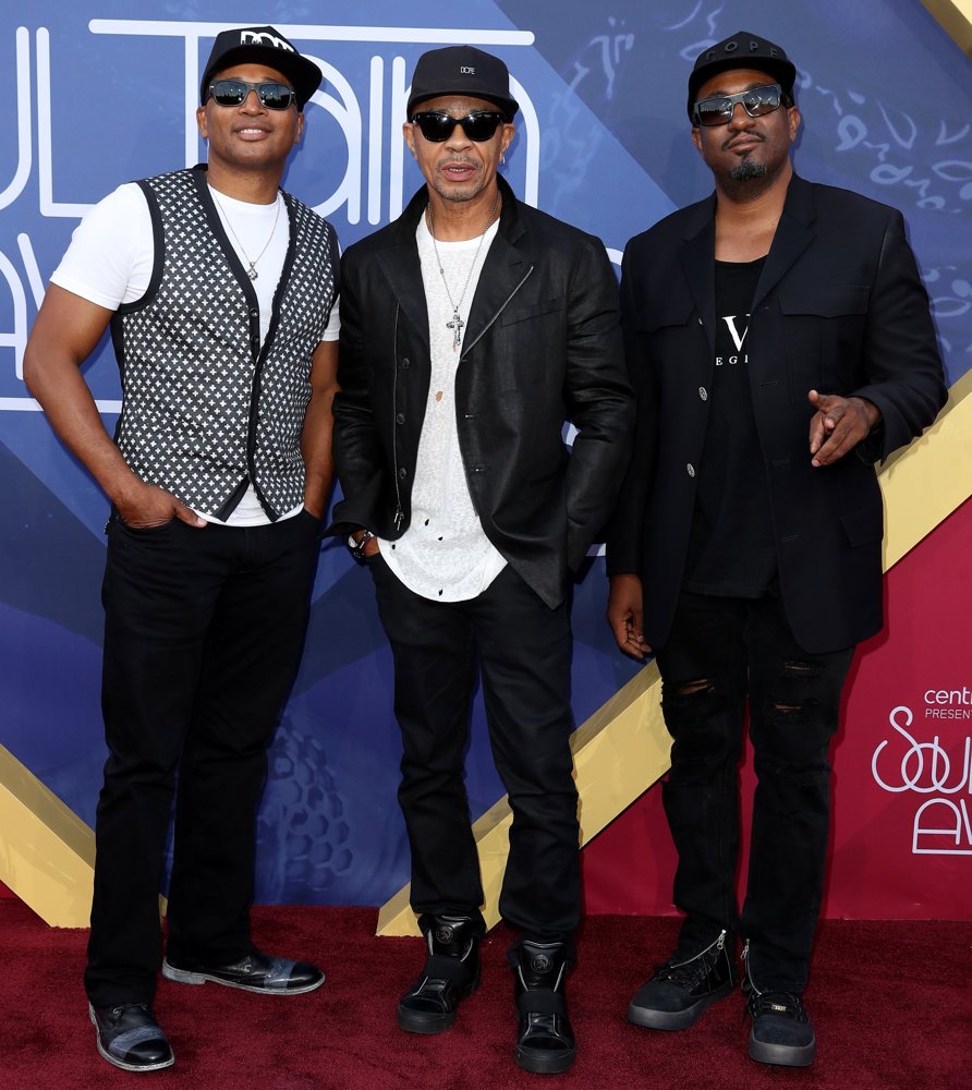 Soul Train Awards 2016 - Red Carpet Arrivals