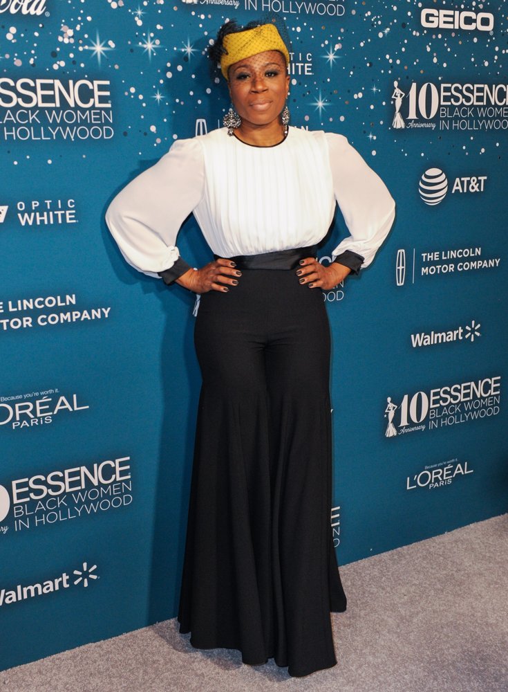Essence 10th Annual Black Women in Hollywood Awards Gala - Arrivals