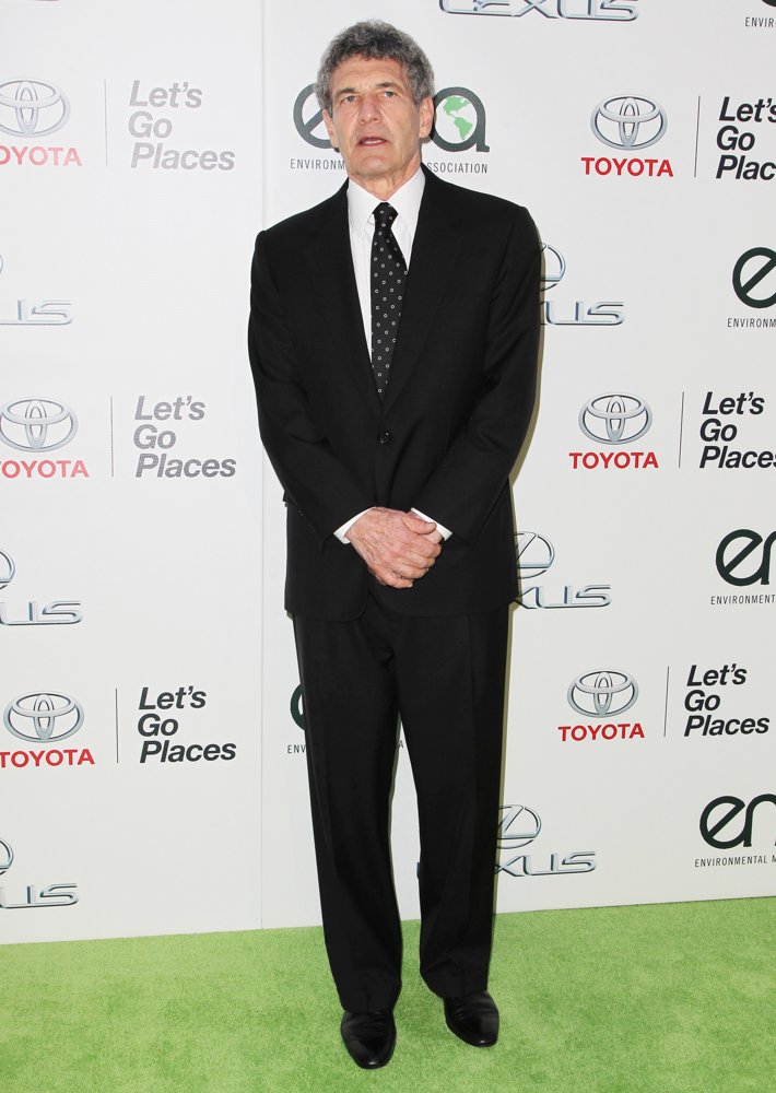 24th Annual Environmental Media Awards Presented by Toyota and Lexus - Arrivals