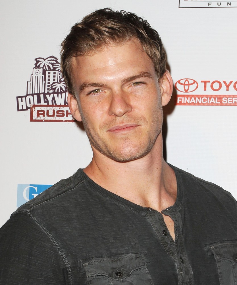 2nd Annual Hollywood Rush Benefiting The Baby Dragon Fund