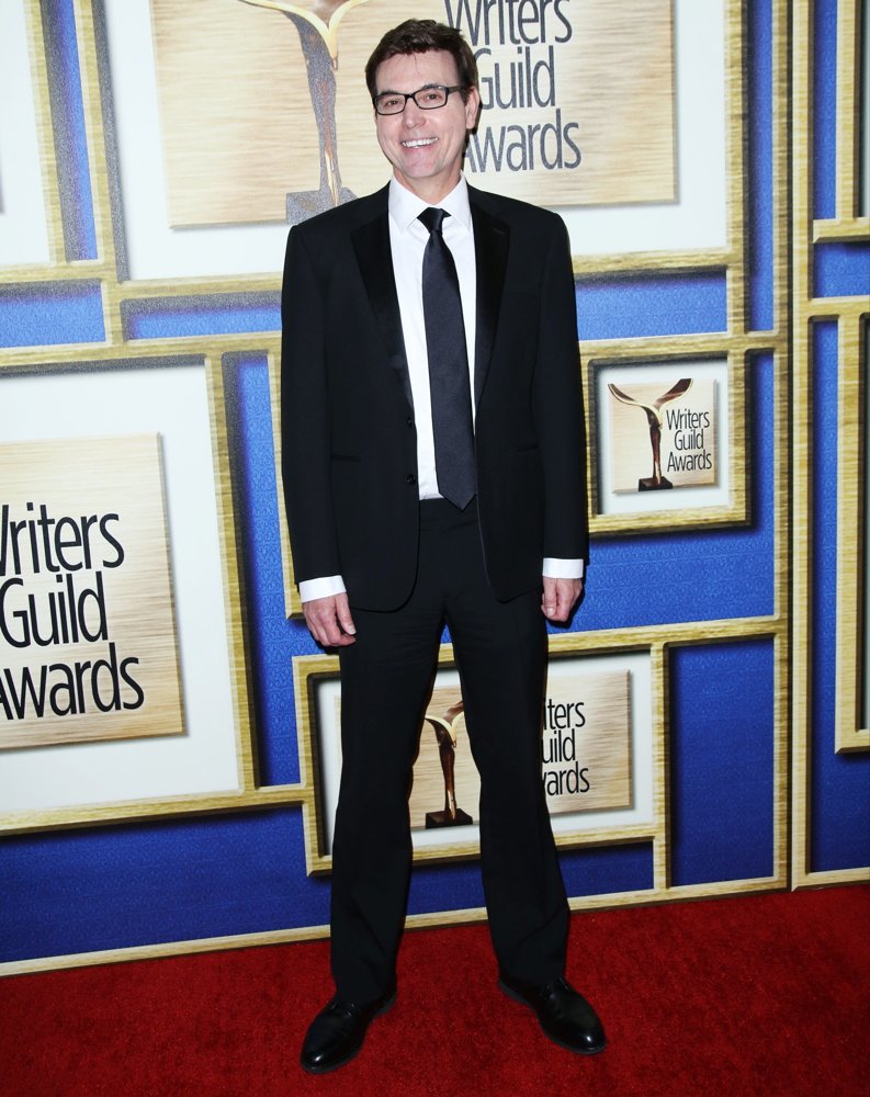 2016 Writers Guild Awards - Arrivals