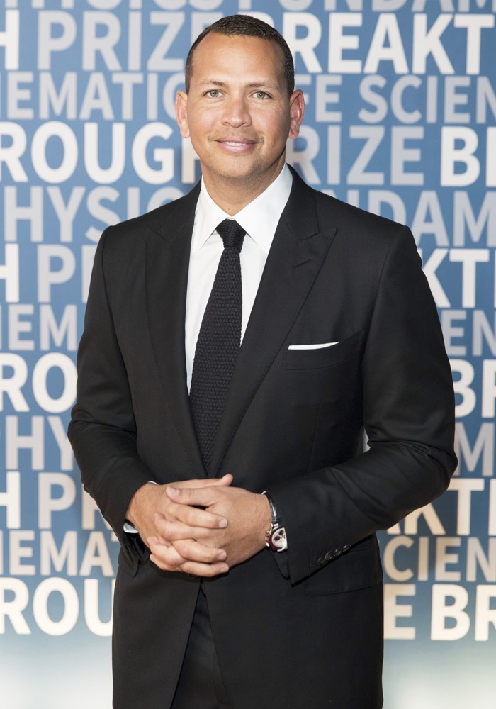2017 Breakthrough Prize Awards - Arrivals