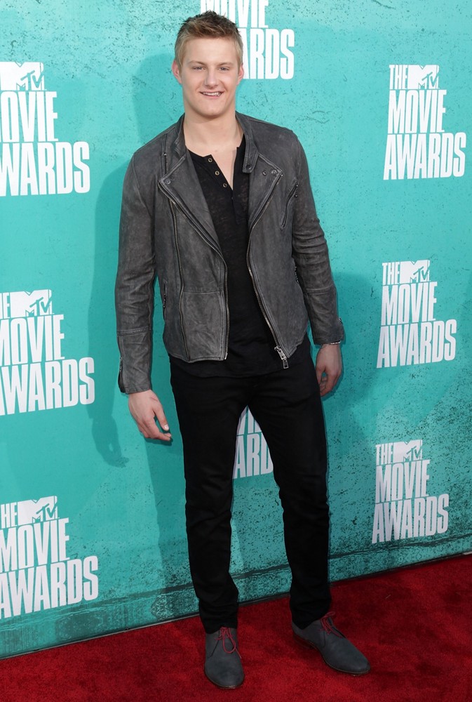 2012 MTV Movie Awards - Arrivals