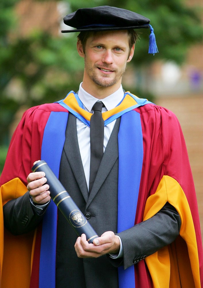 Alexander Skarsgard Receives An Honorary Degree in The Arts from Leeds Metropolitan University