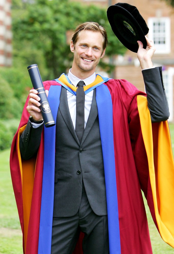 Alexander Skarsgard Receives An Honorary Degree in The Arts from Leeds Metropolitan University