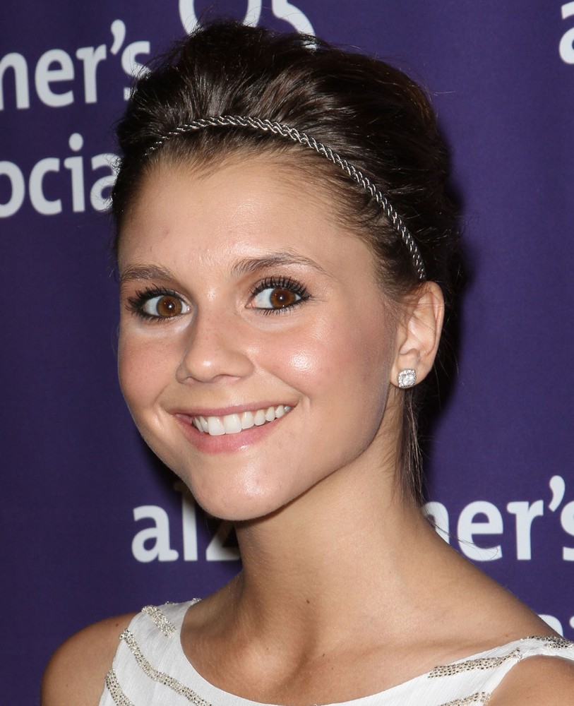 The 20th Annual A Night at Sardi's Fundraiser and Awards Dinner - Arrivals