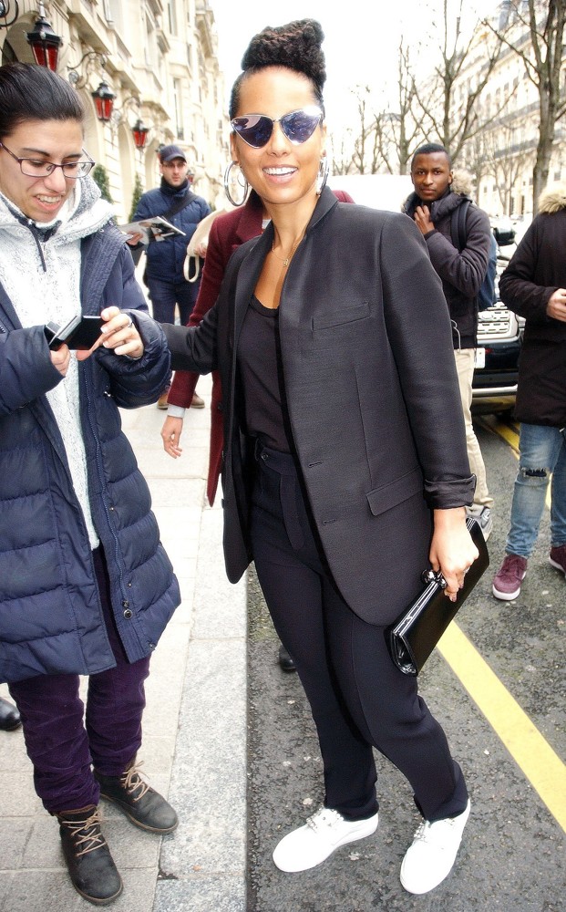 Alicia Keys Leaves The Royal Monceau Hotel