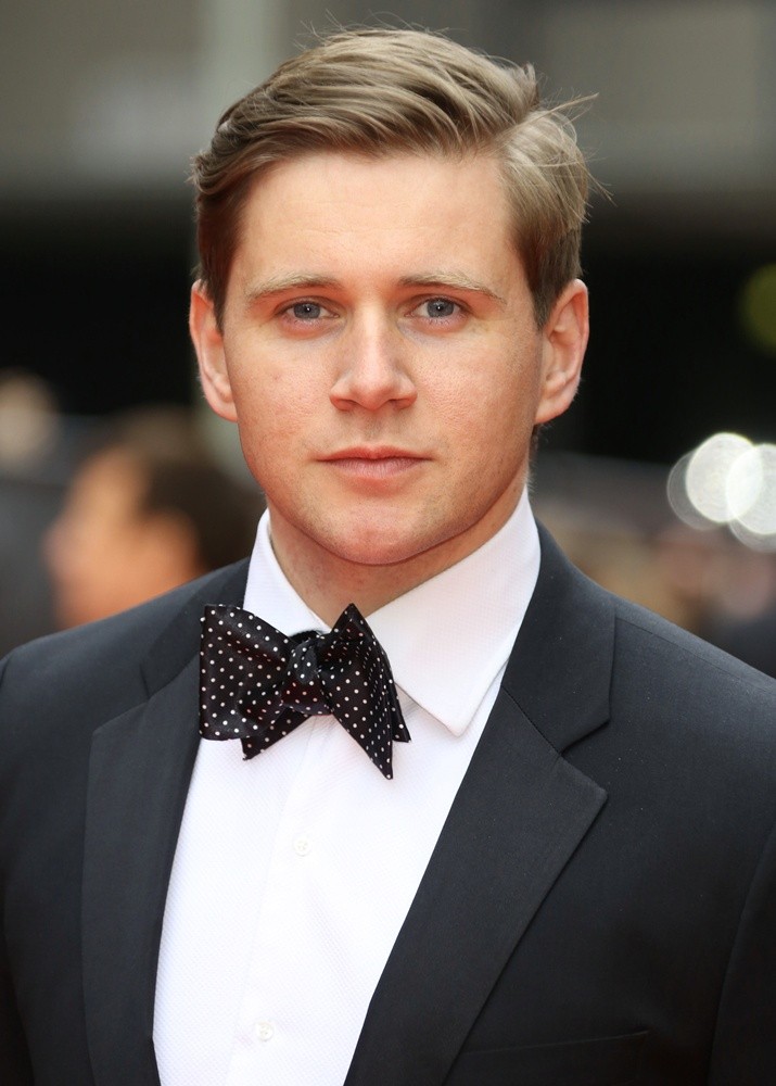 The Olivier Awards 2013 - Arrivals