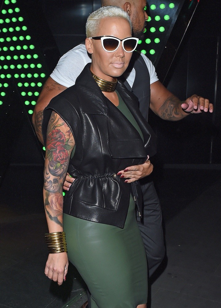 Amber Rose Arriving at DSTRKT Nightclub