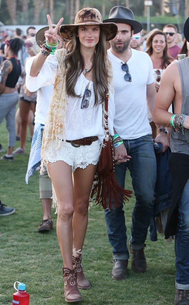 The 2013 Coachella Valley Music and Arts Festival - Week 1 Day 1