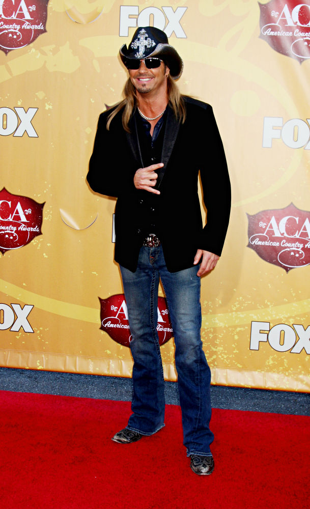Bret Michaels Develops Awards for Motorcycle