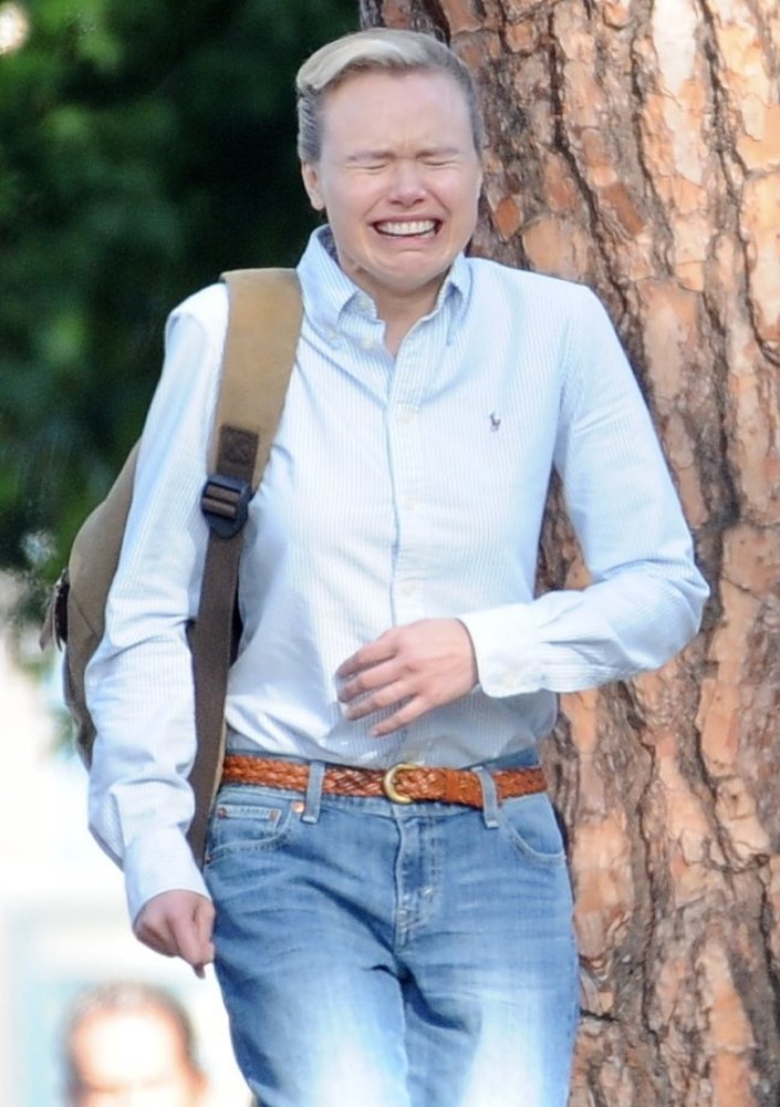 Amy Adams Films A Scene on The Set of Backseat