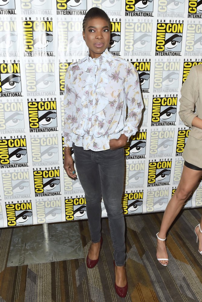 Comic Con 2018 - Krypton - Photocall