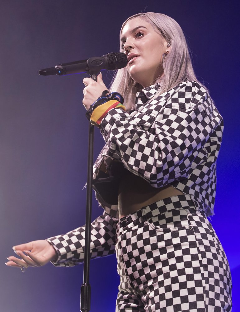 Anne-Marie Performs at Manchester O2 Ritz