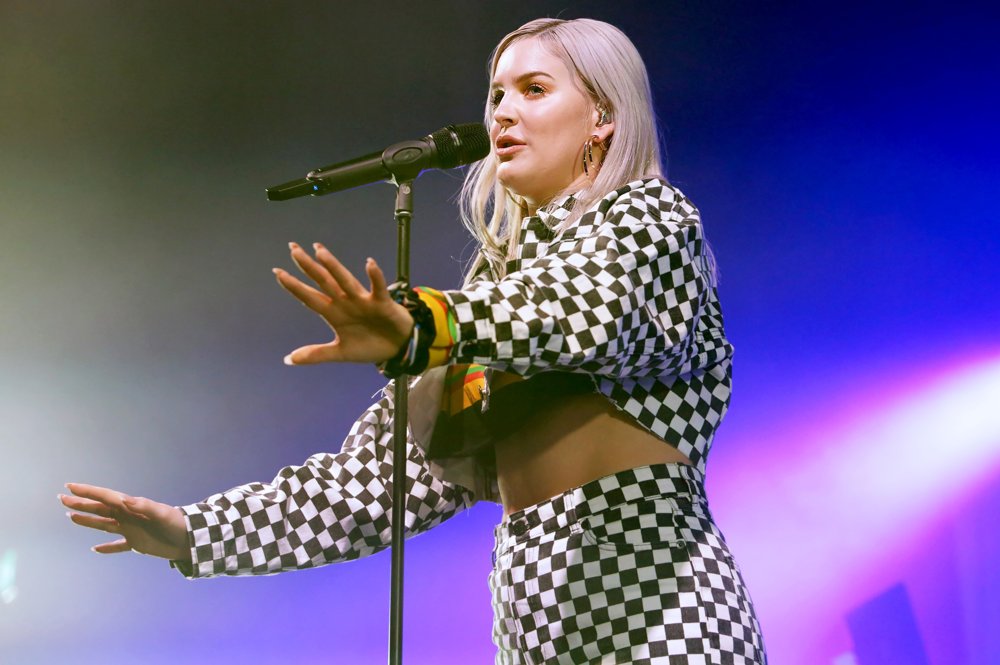 Anne-Marie Performs at Manchester O2 Ritz