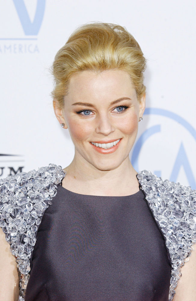 Elizabeth Banks Fears Embarrassing Photos Would Leak