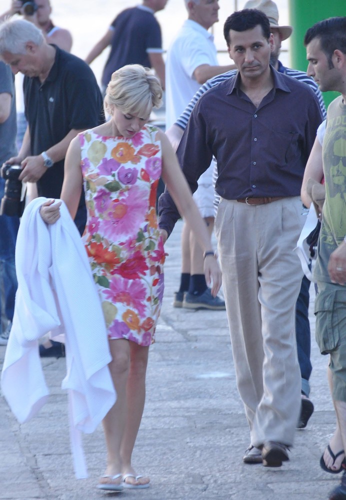 Naomi Watts;Cas Anvar;<br>Filming Caught in Flight