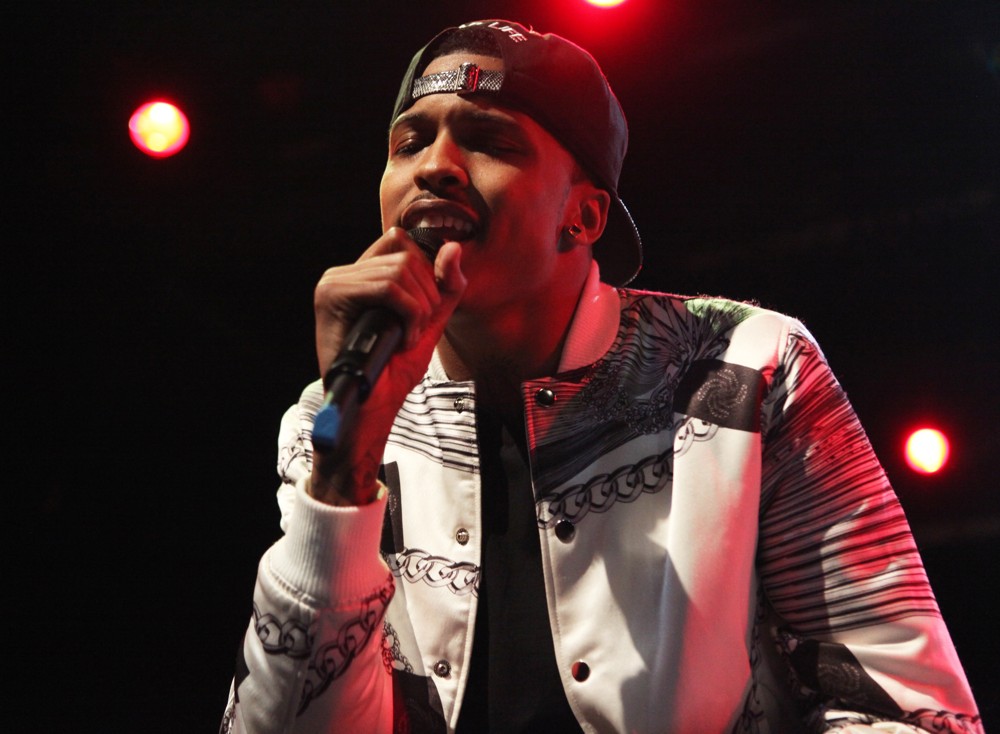 August Alsina performing in concert