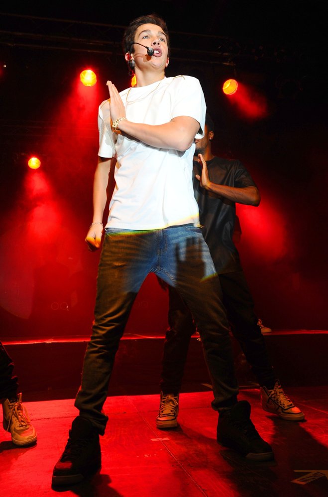 Austin Mahone Performing Live