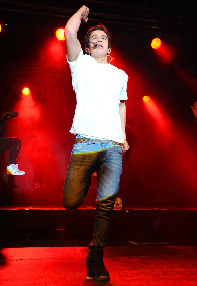 Austin Mahone Performing Live