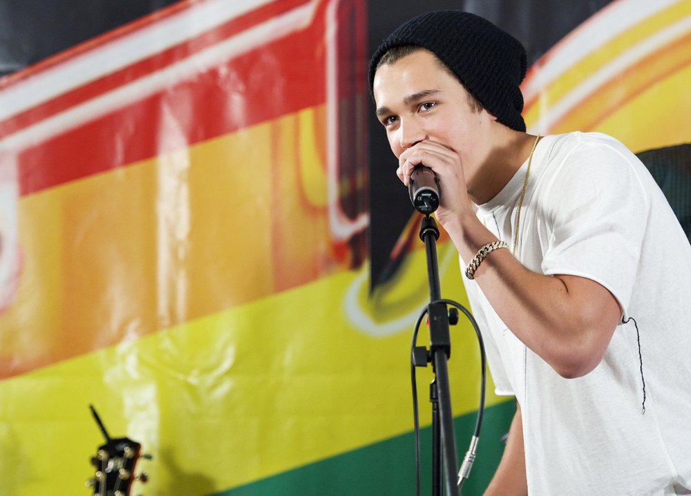 Austin Mahone Performs During A Fan Event