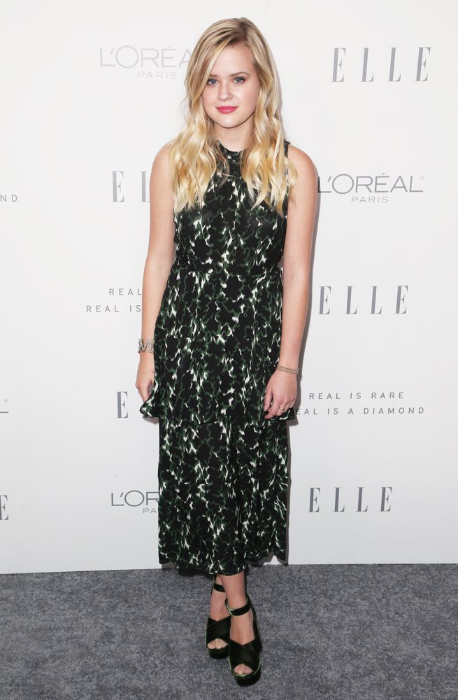 24th Annual ELLE Women in Hollywood Awards - Arrivals