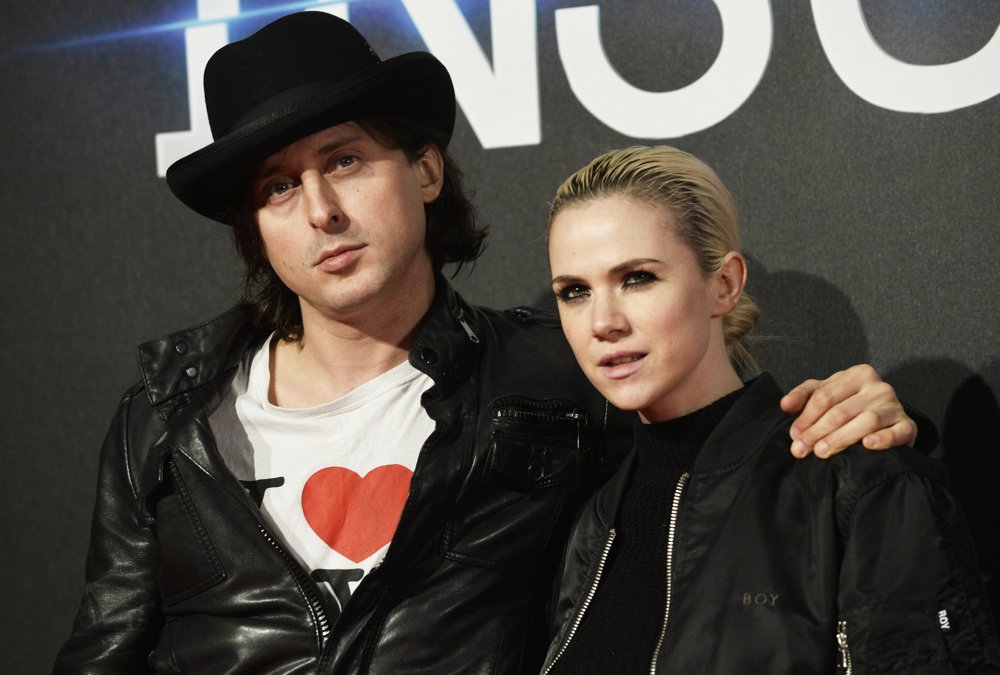 Carl Barat;Edie Langley;<br>The Divergent Series: Insurgent World Premiere - Arrivals