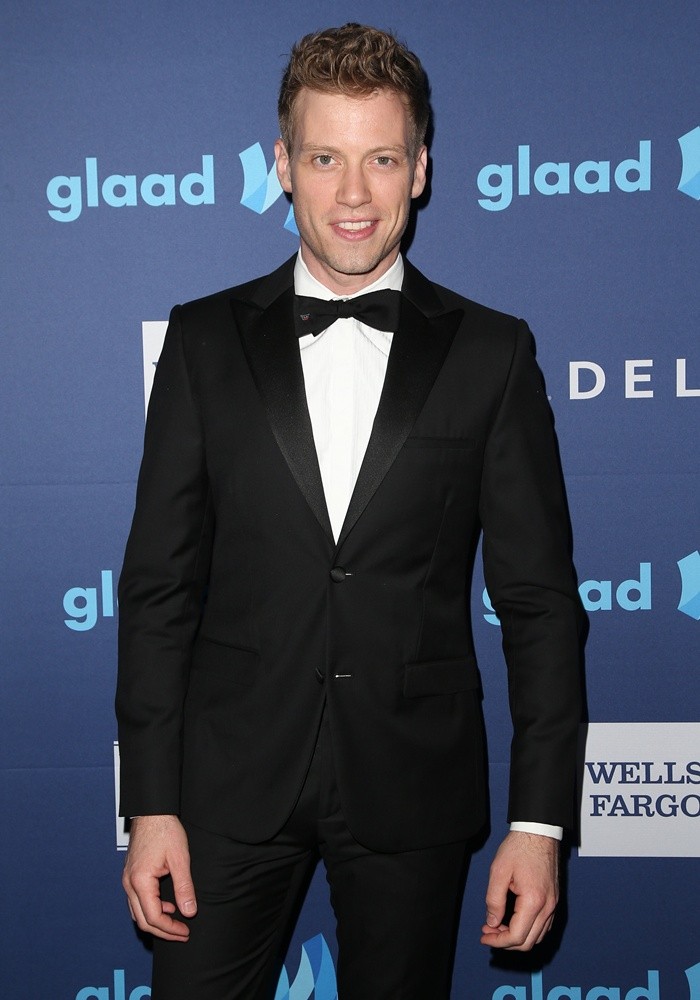 Barrett Foa in 26th Annual GLAAD Media Awards - Arrivals.
