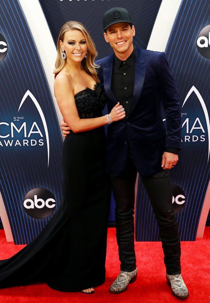 52nd CMA Awards - Arrivals