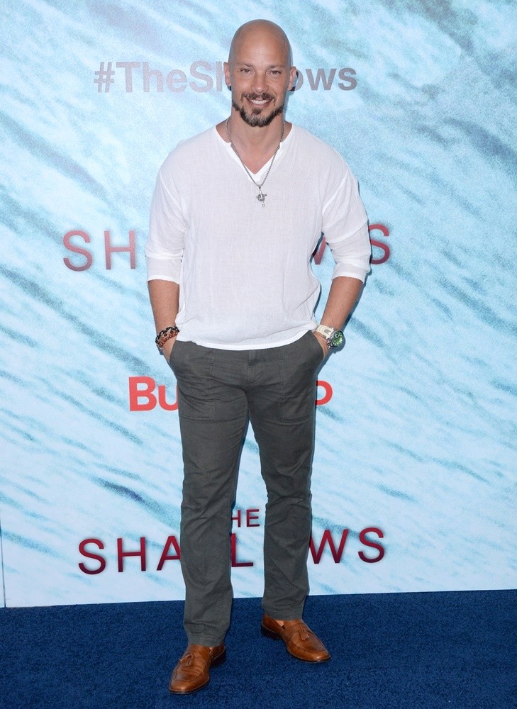 The New York Premiere of The Shallows