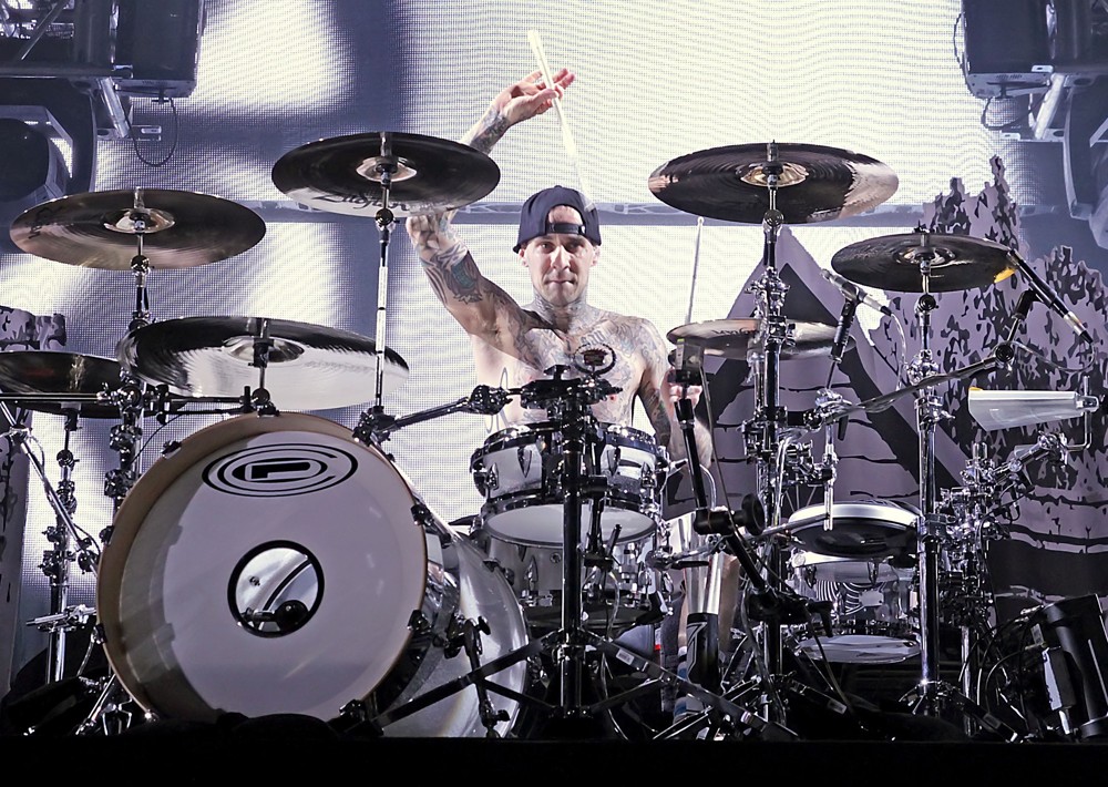 Blink-182 Performing Live