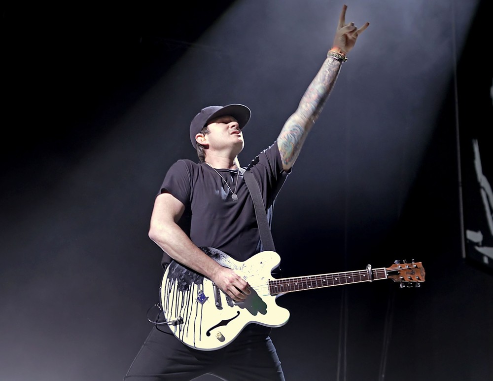 Blink-182 Performing Live