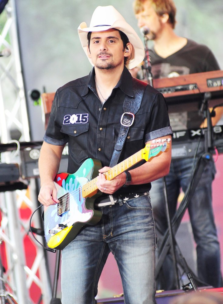 Brad Paisley Performing Live on NBC's Today Show