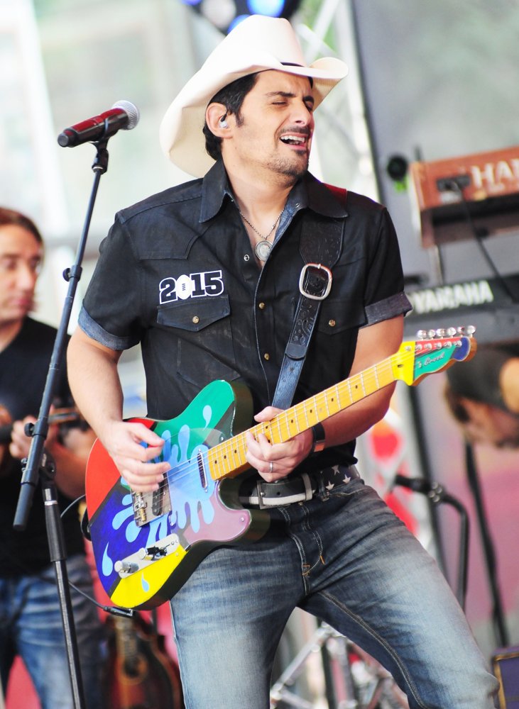 Brad Paisley Performing Live on NBC's Today Show