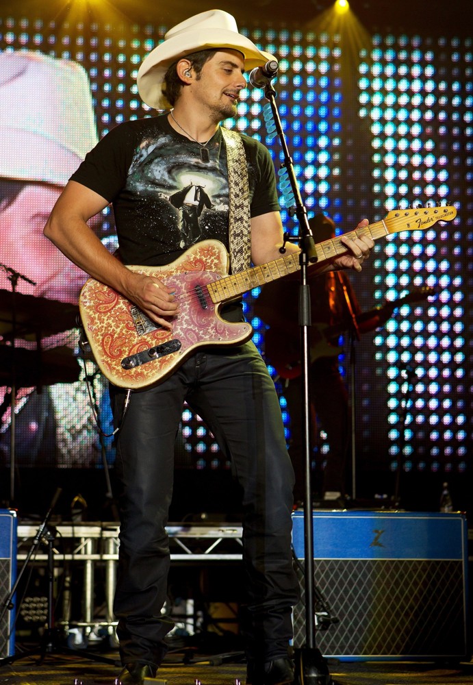 Brad Paisley Performs Live