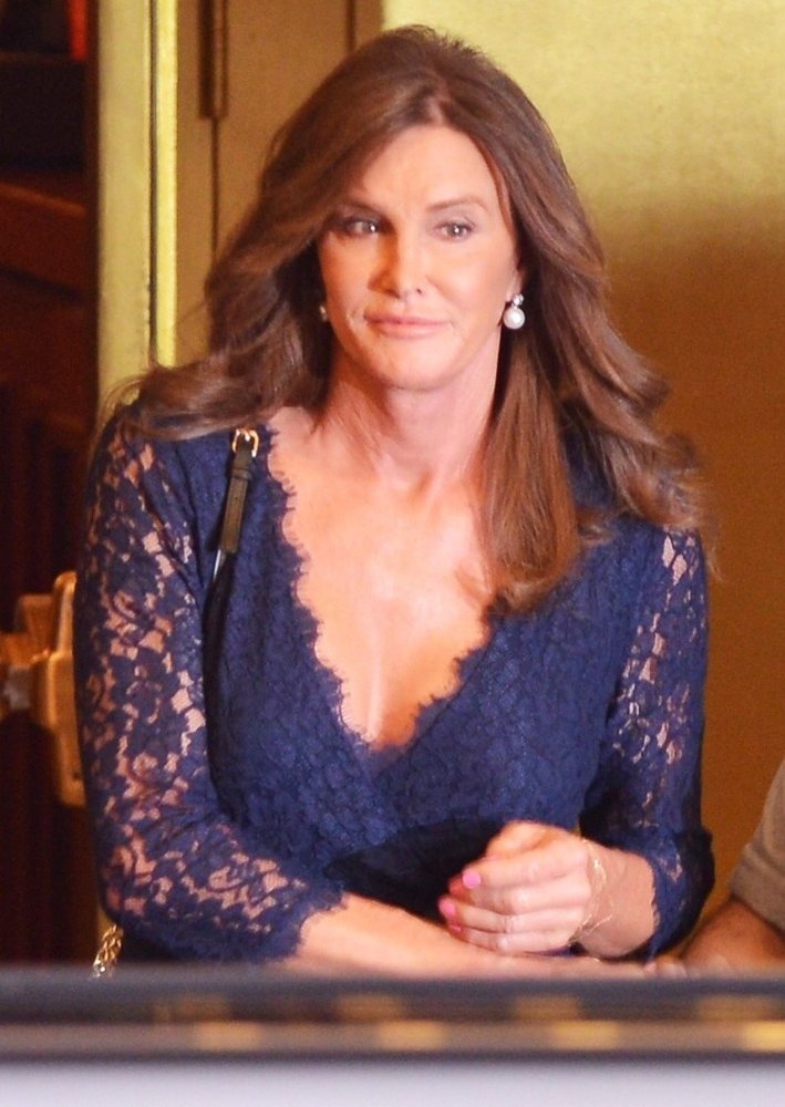 Caitlyn Jenner Leaving A Broadway Play