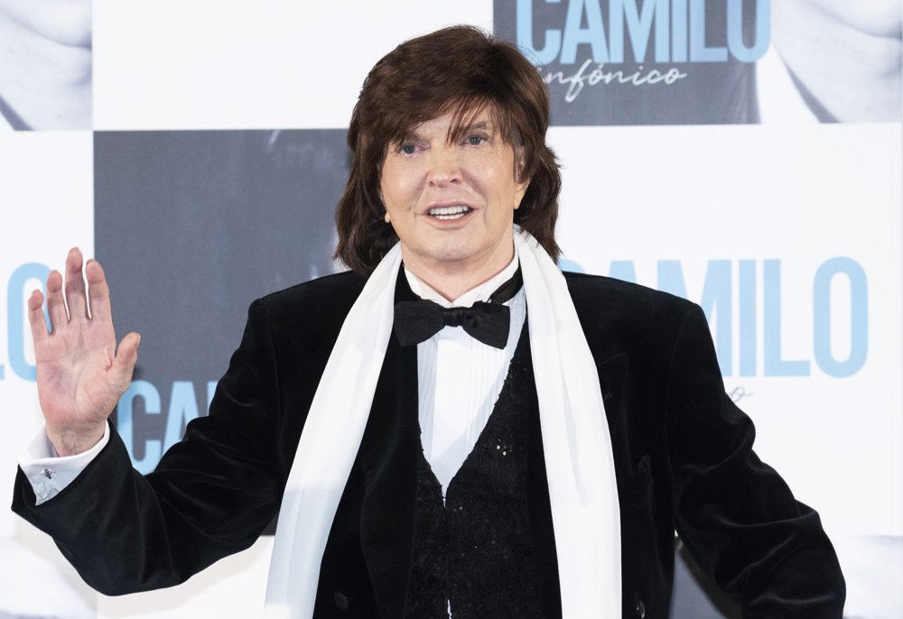Album Camilo Sinfonico Presentation Photocall