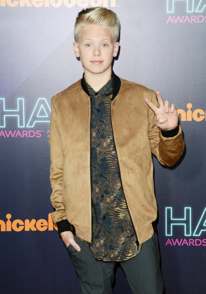 Nickelodeon Halo Awards 2016 - Red Carpet Arrivals