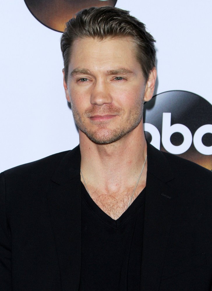 Disney and ABC Television Group's TCA Winter Press Tour 2015 - Arrivals
