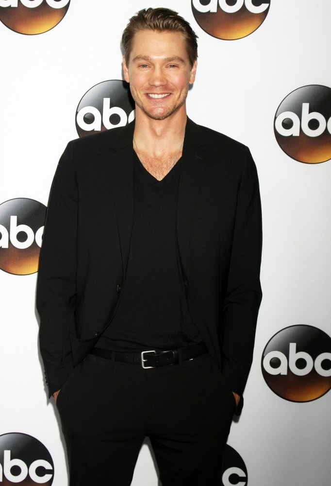 Disney and ABC Television Group's TCA Winter Press Tour 2015 - Arrivals