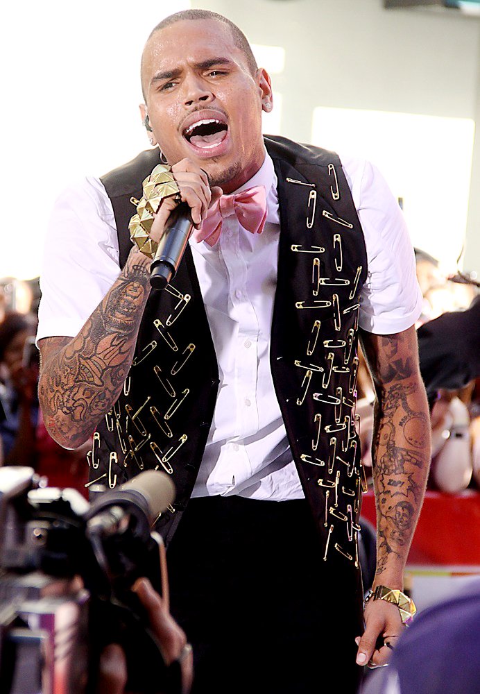 Chris Brown Performing Live as Part of The Today Show's Summer Concert Series
