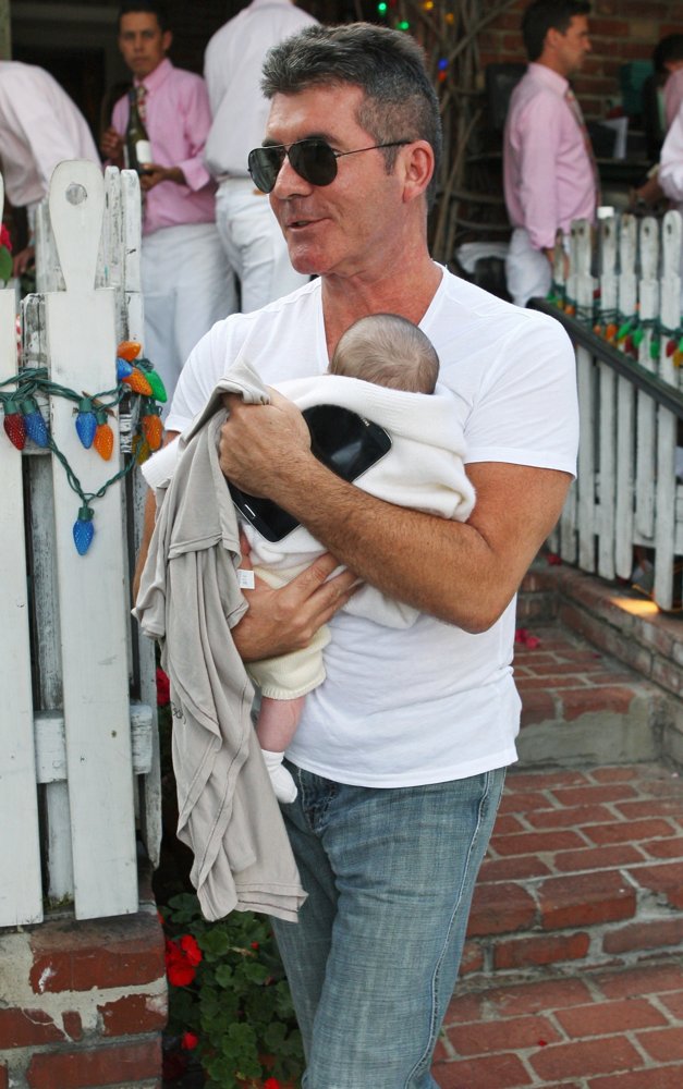 Simon Cowell Leaves The Ivy Restaurant